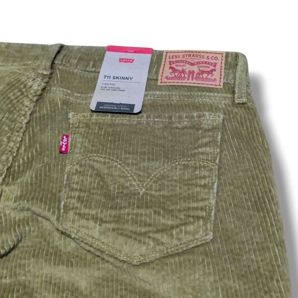 NWT‎ Levis 711 Corduroy Gold Straight Leg Jeans Pants 119496 Jeans 31 x 30 New